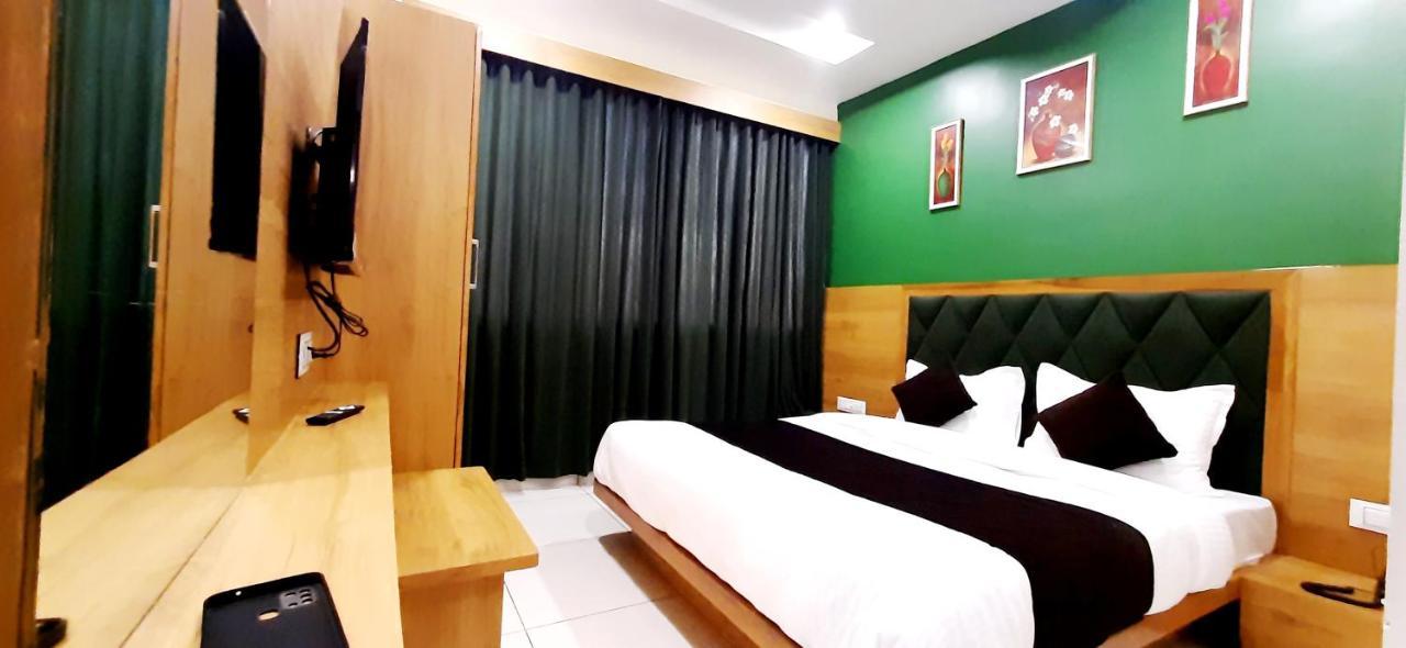 Hotel Suncity Ahmedabad Luaran gambar