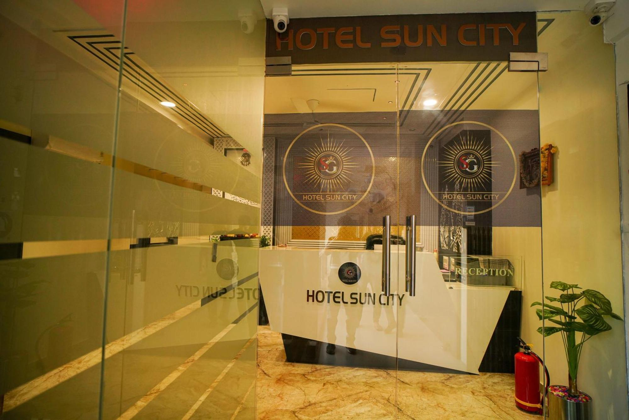 Hotel Suncity Ahmedabad Luaran gambar