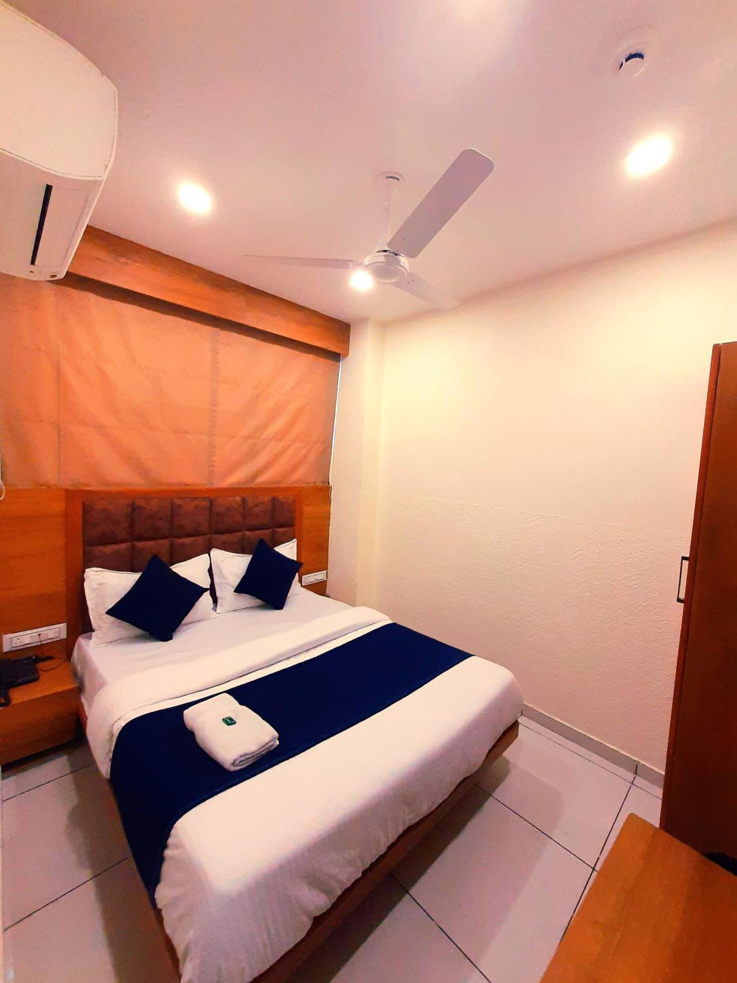 Hotel Suncity Ahmedabad Luaran gambar