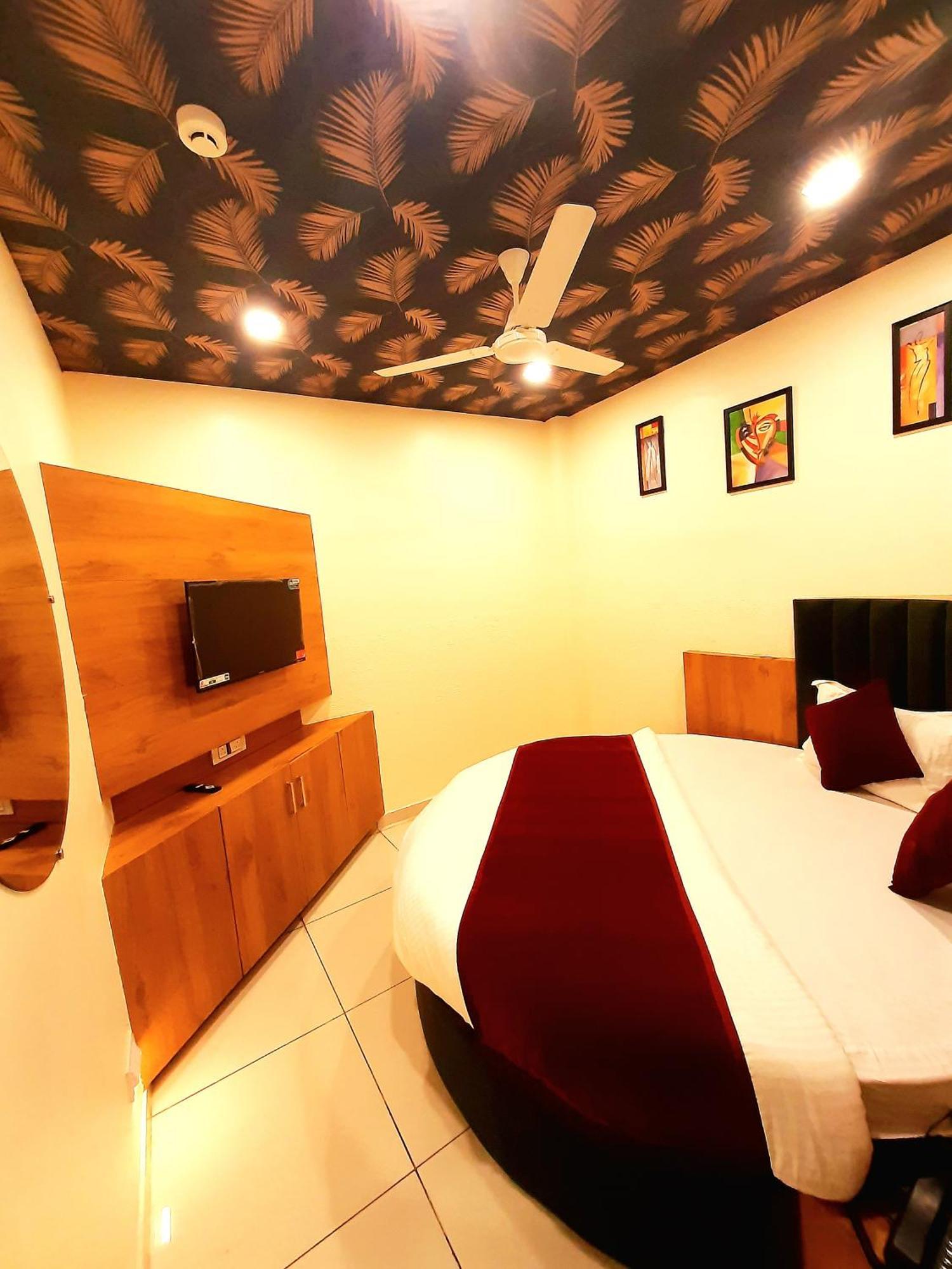 Hotel Suncity Ahmedabad Luaran gambar