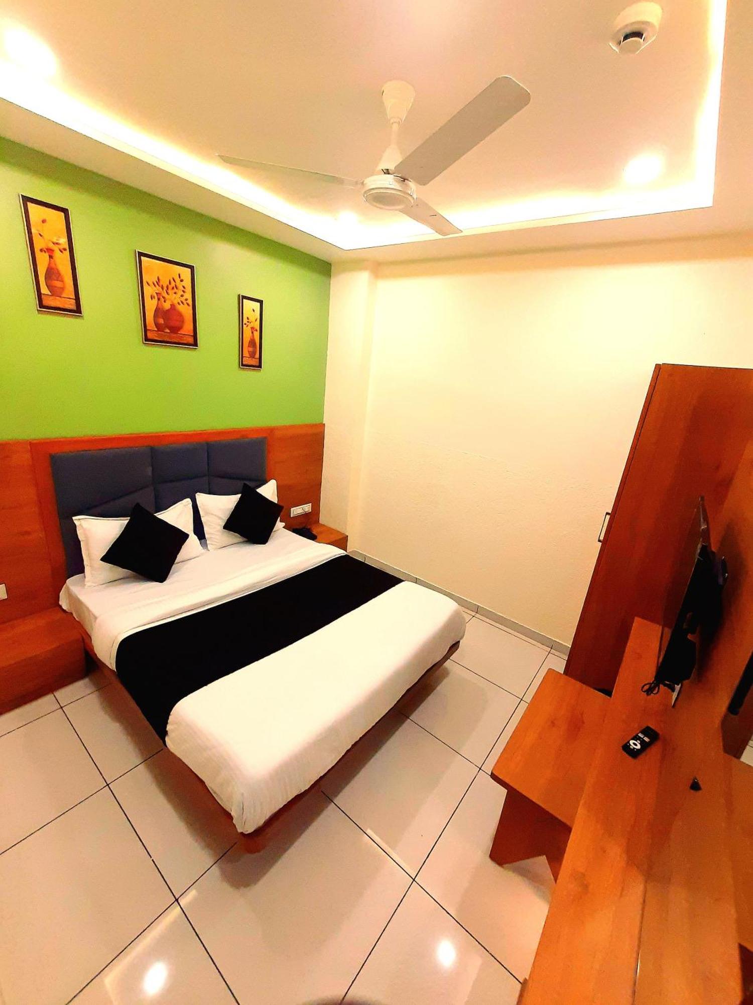 Hotel Suncity Ahmedabad Luaran gambar